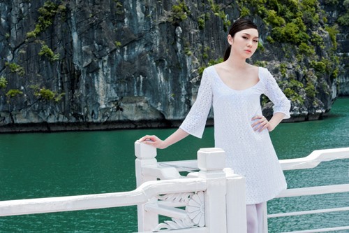 Thí sinh Next Top Model nổi bật trong sắc trắng tinh khôi  - ảnh 19