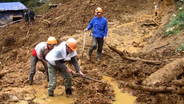 Yên Bái: 14 người chết do sạt núi khi đi mót quặng  - ảnh 1