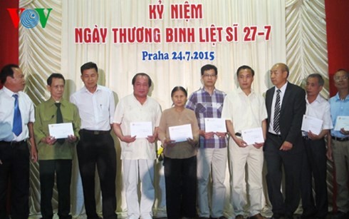 Cựu chiến binh Việt Nam tại Séc gặp mặt ôn lại kỷ niệm chiến trường - ảnh 2