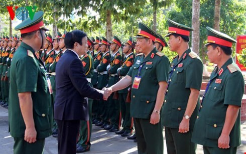 Kỷ niệm 70 năm ngày truyền thống Lực lượng vũ trang Quân khu 9 (10/12/1945 -10/12/2015) - ảnh 1