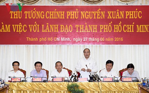 Xây dựng Thành phố Hồ Chí Minh trở thành “Hòn ngọc chiếu sáng Biển Đông” - ảnh 1