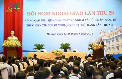 Ngành Ngoại giao tập trung phục vụ mục tiêu tối thượng của lợi ích quốc gia, dân tộc - ảnh 3