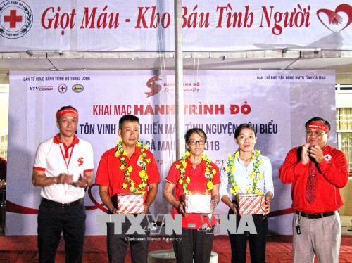 Hành trình Đỏ năm 2018 và hoạt động kỷ niệm Ngày Quốc tế Người hiến máu 14/06 - ảnh 1