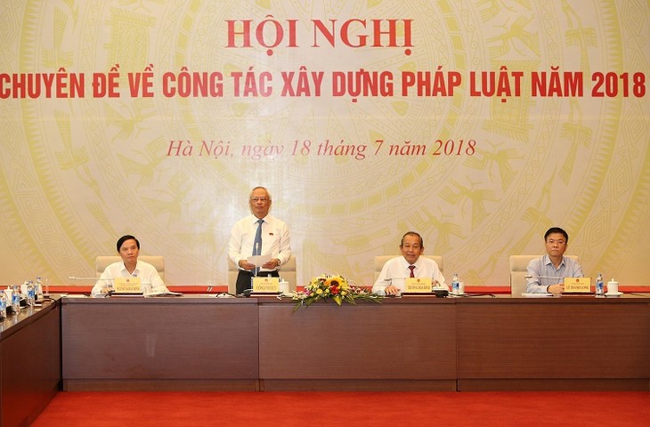 Hội nghị chuyên đề công tác xây dựng pháp luật năm 2018 - ảnh 1