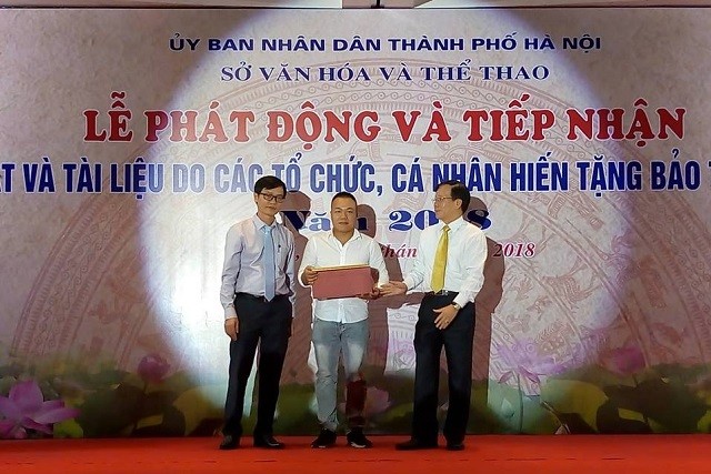  Bảo tàng Hà Nội tiếp nhận hơn 1.000 tư liệu, hiện vật do tổ chức, cá nhân hiến tặng  - ảnh 1