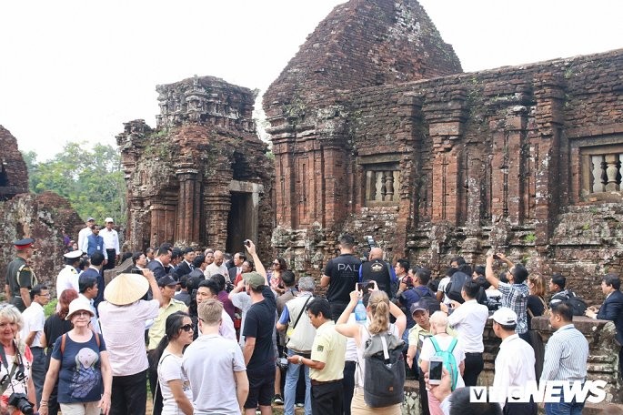 Tổng thống Ấn Độ: “Kiến trúc của các ngôi đền ở Mỹ Sơn được thiết kế tinh tế“ - ảnh 10