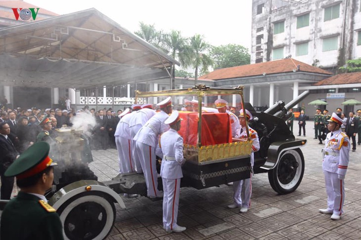 Xúc động hình ảnh lễ truy điệu nguyên Chủ tịch nước Lê Đức Anh - ảnh 8