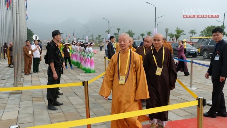 Vesak là nền tảng cho việc thiết lập mối quan hệ hòa bình, hữu nghị, hợp tác giữa các quốc gia, dân tộc, tôn giáo - ảnh 2