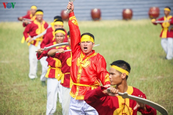 Hùng tráng màn diễn xướng hội quân trên dòng Lục Đầu giang - ảnh 10