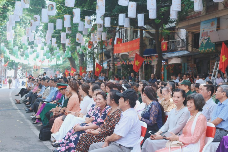 “Ký ức Hà Nội - 65 năm”  tái hiện lại không khí ngày Giải phóng Thủ đô - ảnh 2