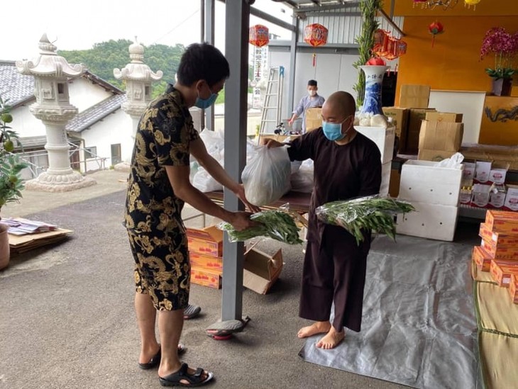 Sư cô Thích Tâm Trí - Ngọn lửa nhỏ ấm áp của người xa xứ - ảnh 2