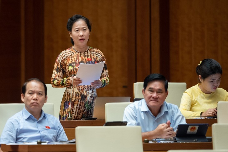 Tạo việc làm, đảm bảo an sinh xã hội trong bối cảnh kinh tế còn nhiều khó khăn - ảnh 2