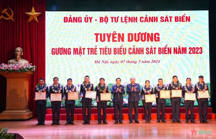 Tuyên dương Gương mặt trẻ tiêu biểu Cảnh sát biển năm 2023 - ảnh 2