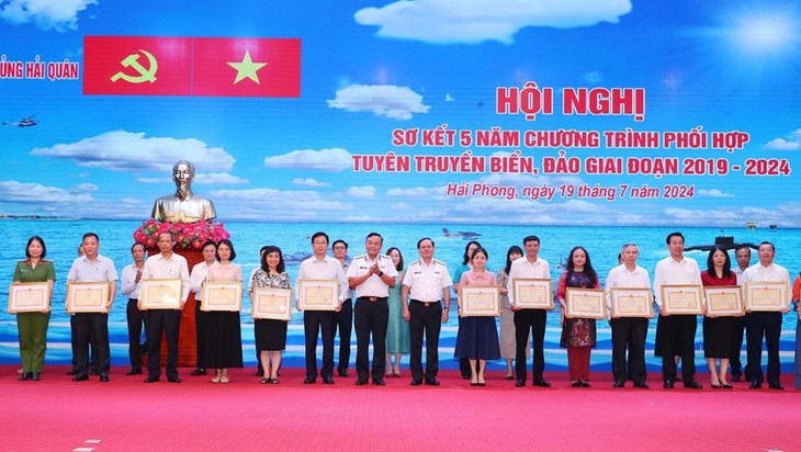 Trại hè Việt Nam 2024: Thanh niên kiều bào hướng về biển, đảo Tổ quốc - ảnh 4