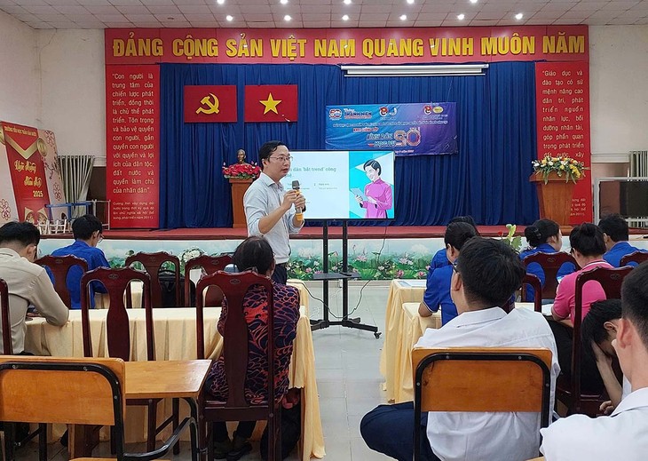 Lan tỏa kiến thức công nghệ qua lớp “Bình dân học vụ số” - ảnh 1