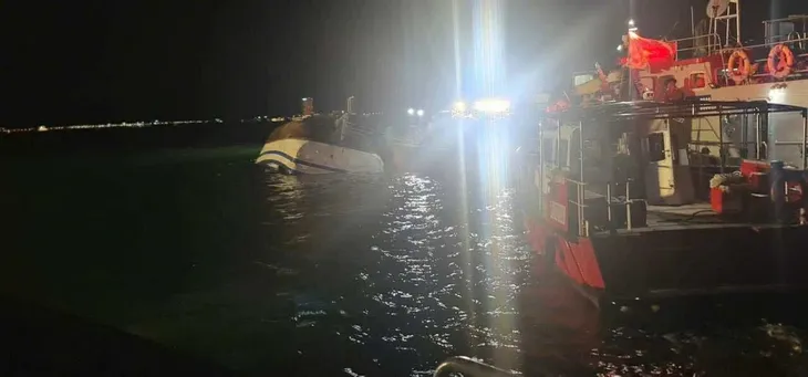 Đã cứu 10 người, vớt được 20 thi thể nạn nhân vụ chìm tàu tại Hạ Long - ảnh 2