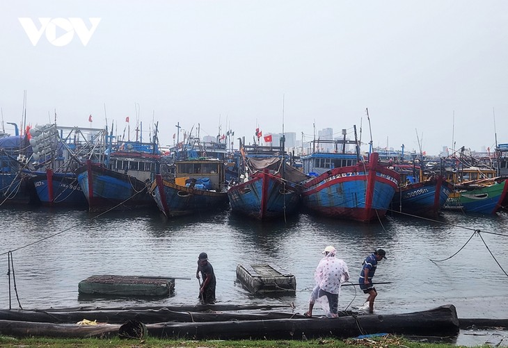 Các tỉnh miền Trung lên phương án sơ tán hàng chục ngàn dân tránh bão số 5 - ảnh 8