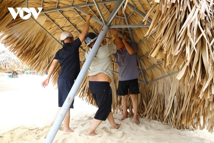 Các tỉnh miền Trung lên phương án sơ tán hàng chục ngàn dân tránh bão số 5 - ảnh 7