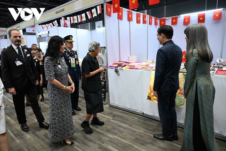 Dấu ấn Việt Nam tại Hội chợ nhân đạo lớn ở Bangkok - ảnh 4