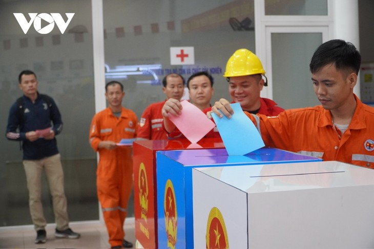 Chuẩn bị tích cực cho cuộc bầu cử - ảnh 3