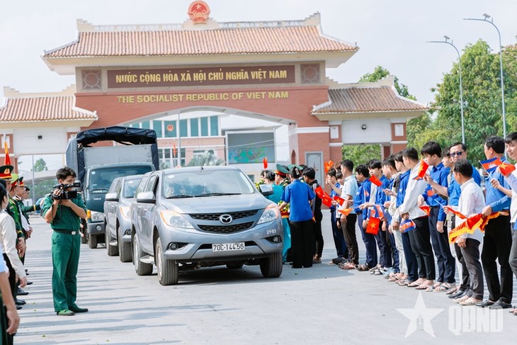 Thực hiện nhiệm vụ tìm kiếm, quy tập hài cốt liệt sĩ hy sinh tại Campuchia - ảnh 1