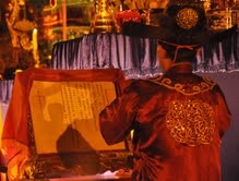 Nhiều hoạt động văn hóa nghệ thuật diễn ra sôi nổi và ấn tượng tại Festival Huế - ảnh 1