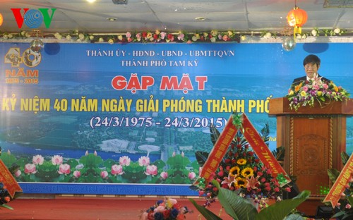 Kỷ niệm 40 năm giải phóng Đà Nẵng và 18 năm thành phố Đà Nẵng trực thuộc Trung ương - ảnh 1