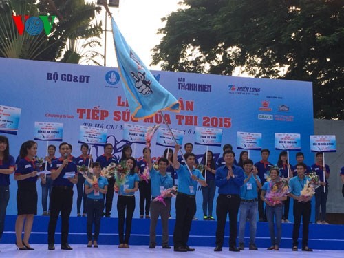 Thành phố Hồ Chí Minh: Ra quân chương trình “Tiếp sức mùa thi” năm 2015 - ảnh 1