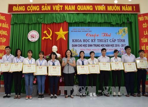 83 dự án tham gia cuộc thi Khoa học kỹ thuật tỉnh Đồng Tháp năm học 2016 – 2017 - ảnh 1