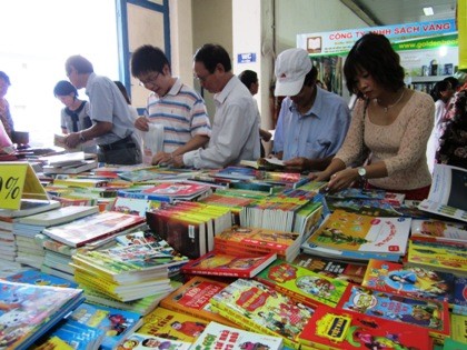  งานนิทรรศการหนังสือนานาชาติ - ảnh 6