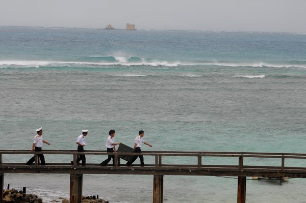 เยี่ยมเยือนบ้านบนโขดหินในหมู่เกาะเจื่องซา - ảnh 11