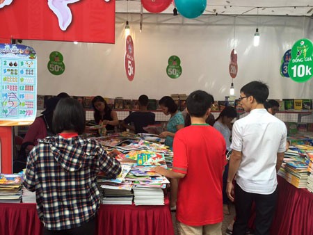 งานแสดงหนังสือนานาชาติ-โอกาสการเผยแพร่หนังสือเวียดนามให้เป็นที่รู้จักในโลก - ảnh 1