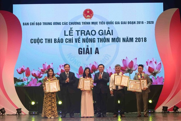 Ten outstanding achievements of 2018 National Target Programs announced - ảnh 1