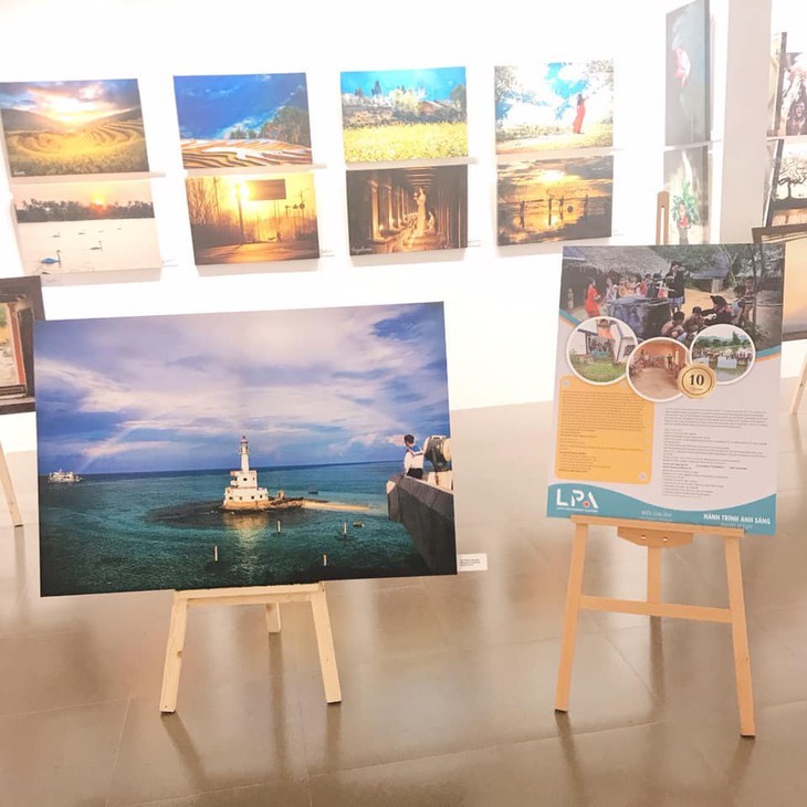 Light Journey photo exhibit  - ảnh 4