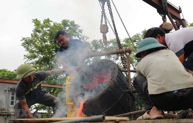 300-kg bronze drum made to mark national elections - ảnh 1