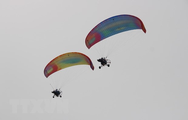 Nha Trang Paragliding Festival 2022 kicks off  - ảnh 1