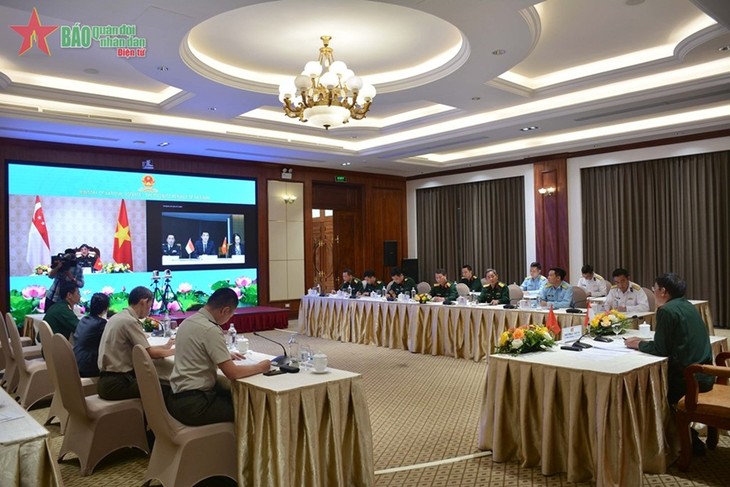 Vietnam, Singapore strengthen defense cooperation - ảnh 1