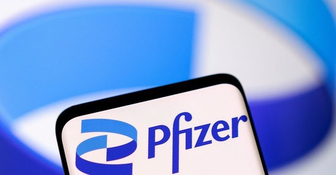 Pfizer's COVID pill Paxlovid gains full FDA approval - ảnh 1