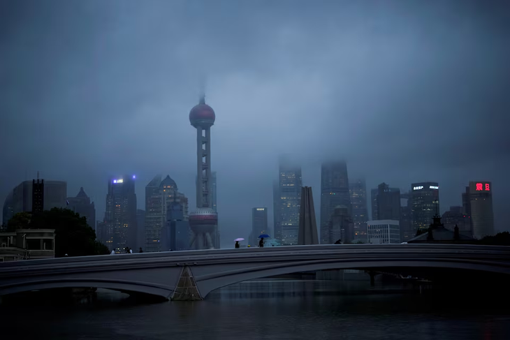 Typhoon Bebinca lands in Shanghai, strongest storm to hit city since 1949 - ảnh 1