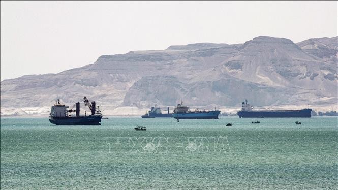 Revenues of Egypt's Suez Canal down 60% since beginning of 2024 - ảnh 1