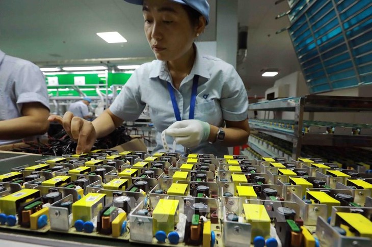 Vietnam’s manufacturing PMI rebounds after super typhoon - ảnh 1