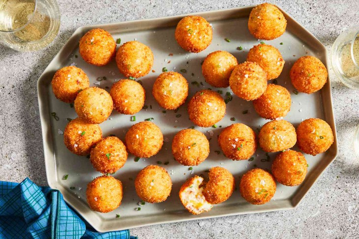 Fried mashed potato balls  - ảnh 1