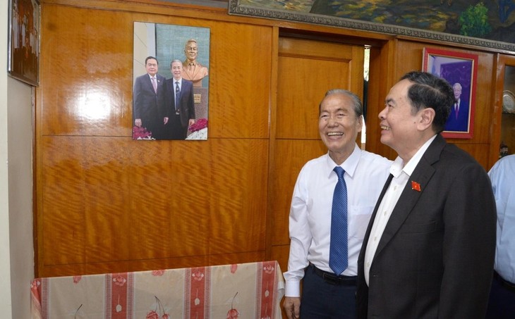National Assembly Chief Tran Thanh Man visits late Chairman Nguyen Huu Tho’s family - ảnh 1