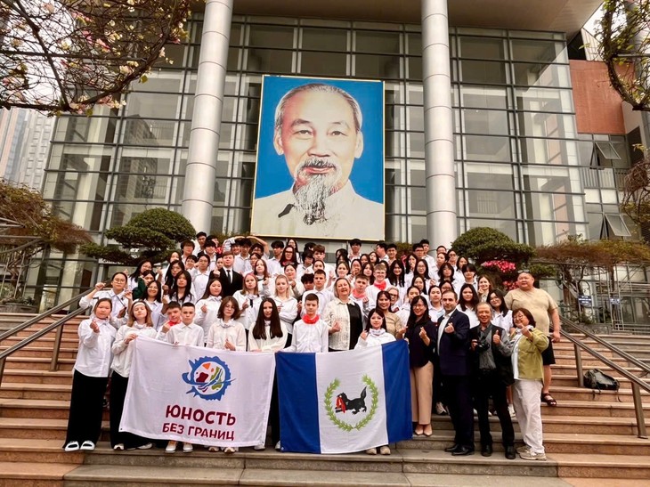 Создание надежного моста, соединяющего молодёжь Вьетнама и России - ảnh 2