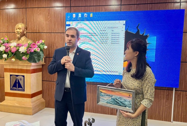 Создание надежного моста, соединяющего молодёжь Вьетнама и России - ảnh 1