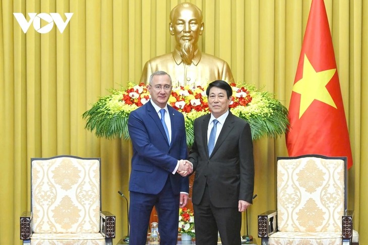 Калужская область желает расширять сотрудничество с Вьетнамом во всех сферах - ảnh 1