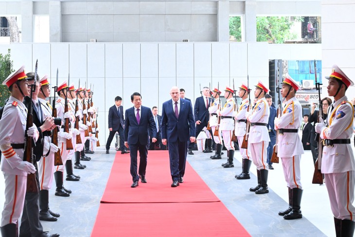 Укрепление сотрудничества между Министерством общественной безопасности Вьетнама и МЧС России - ảnh 1