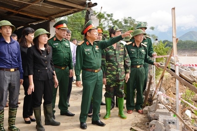 Phó Chủ tịch Quốc hội Đỗ Bá Tỵ chỉ đạo công tác khắc phục hậu quả mưa lũ tại Yên Bái - ảnh 1