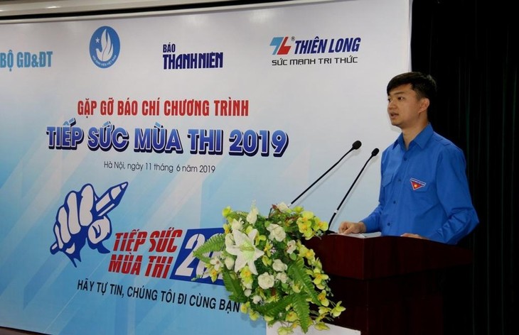 Chương trình “Tiếp sức mùa thi” 2019 thêm kênh tiếp nhận nhu cầu cần hỗ trợ của thí sinh - ảnh 1