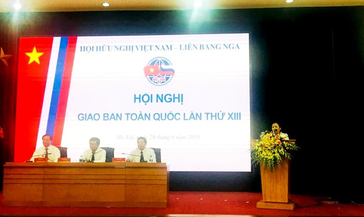 Hội Hữu nghị Việt - Nga hướng tới kỷ niệm 70 năm thiết lập quan hệ ngoại giao hai nước - ảnh 2